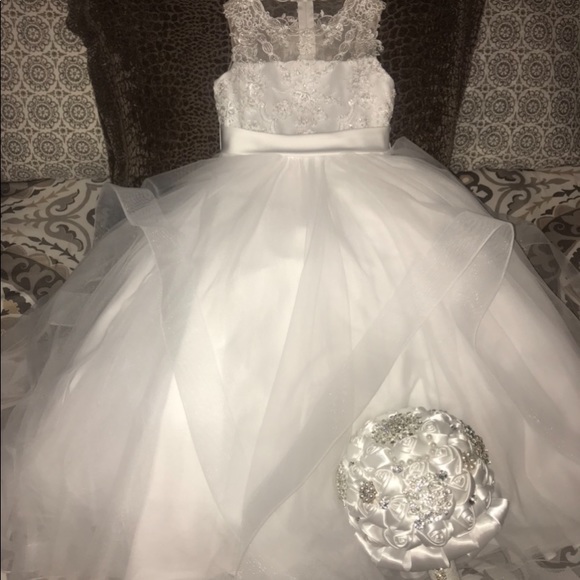 Girls communion dress size 6/7